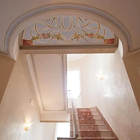 Hotel Bernt Grado