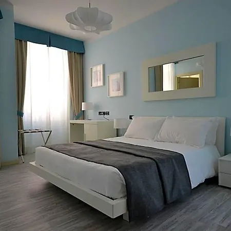Hotell Bernt 4*
